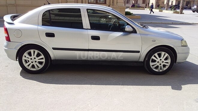 Opel Astra 1998, 200,000 km - 1.6 l - Bakı