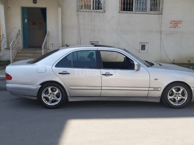 Mercedes E 280 1999, 285,000 km - 2.8 l - Bakı