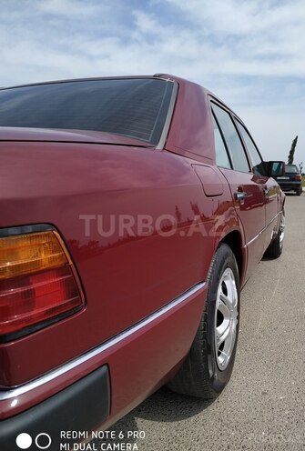 Mercedes E 200 1990, 415,572 km - 2.0 l - Sumqayıt