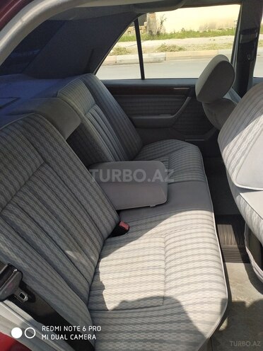 Mercedes E 200 1990, 415,572 km - 2.0 l - Sumqayıt