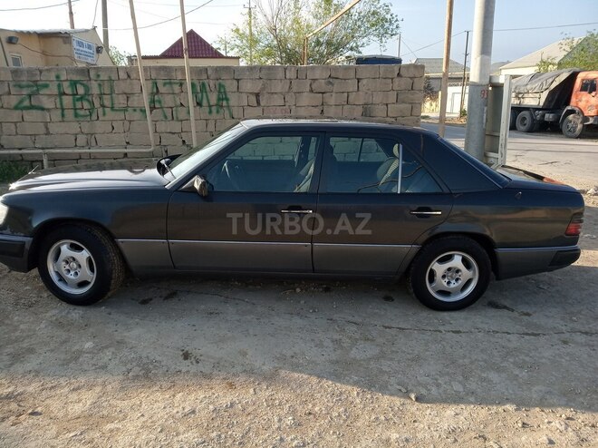 Mercedes E 200 1991, 356,000 km - 2.0 л - Bakı