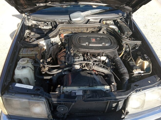 Mercedes E 200 1991, 356,000 km - 2.0 л - Bakı