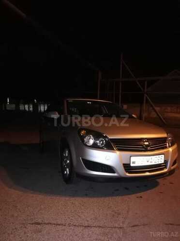 Opel Astra 2010, 280,000 km - 1.8 л - Bakı