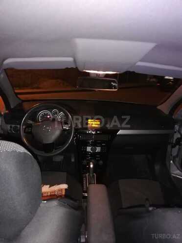 Opel Astra 2010, 280,000 km - 1.8 л - Bakı