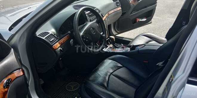Mercedes E 220 2004, 234,000 km - 2.2 l - Bakı
