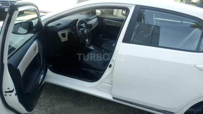 Toyota Corolla 2014, 88,000 km - 1.6 l - Bakı