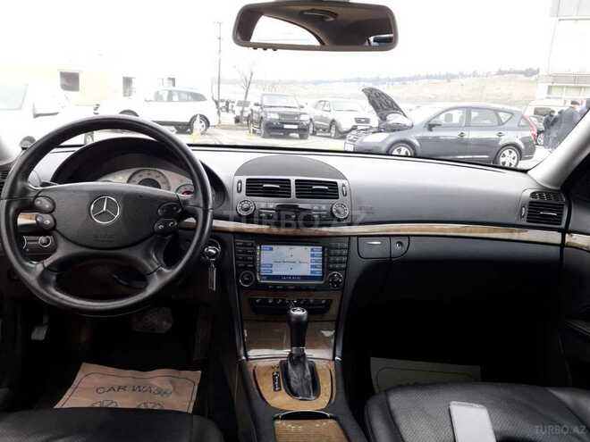 Mercedes E 350 2006, 215,000 km - 3.5 l - Bakı