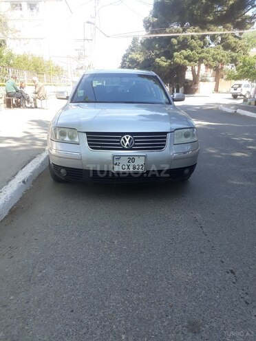 Volkswagen Passat 2004, 185,000 km - 1.8 l - Bakı