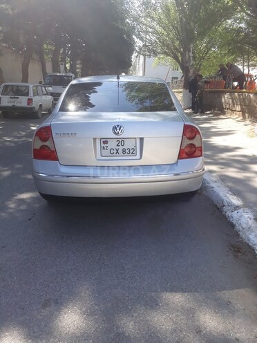 Volkswagen Passat 2004, 185,000 km - 1.8 l - Bakı