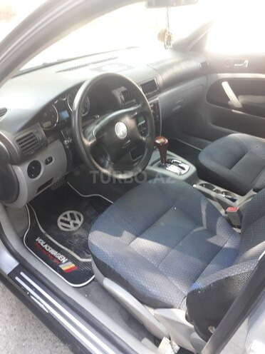 Volkswagen Passat 2004, 185,000 km - 1.8 l - Bakı