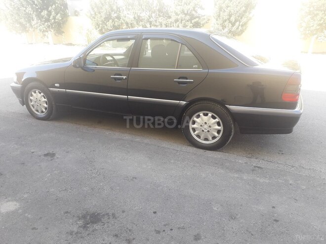 Mercedes C 200 1999, 185,324 km - 2.0 l - Bakı