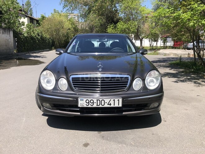 Mercedes E 220 2003, 427,780 km - 2.2 l - Bakı