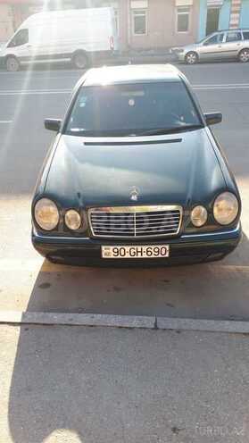 Mercedes E 240 1997, 256,000 km - 2.4 l - Bakı