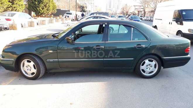 Mercedes E 240 1997, 256,000 km - 2.4 l - Bakı