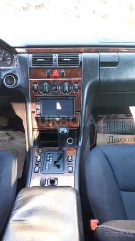 Mercedes E 240 1997, 256,000 km - 2.4 l - Bakı