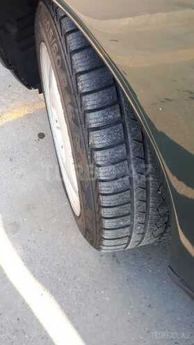 Mercedes E 240 1997, 256,000 km - 2.4 l - Bakı