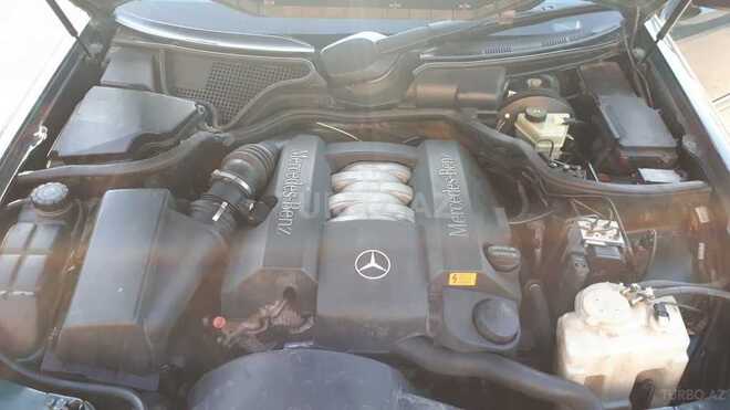 Mercedes E 240 1997, 256,000 km - 2.4 l - Bakı
