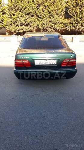 Mercedes E 240 1997, 256,000 km - 2.4 l - Bakı