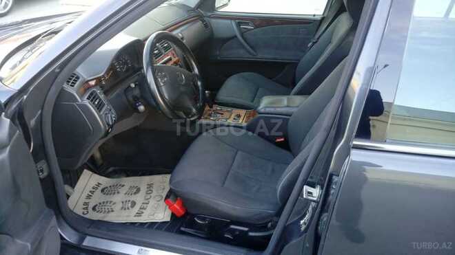Mercedes E 320 1999, 270,000 km - 3.2 л - Bakı