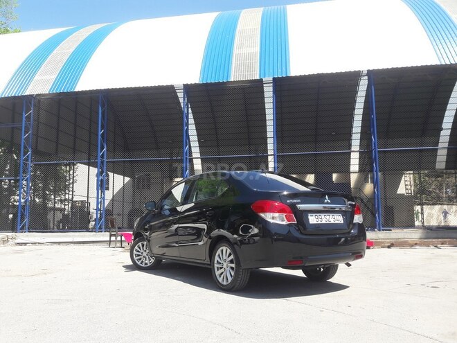 Mitsubishi Attrage 2015, 113,000 km - 1.2 l - Bakı