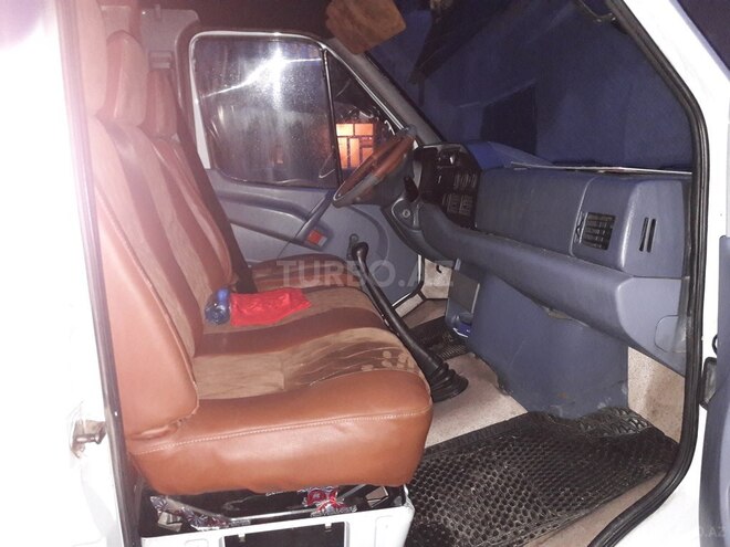 Mercedes Sprinter 208 1995, 280,000 km - 3.0 l - Lənkəran
