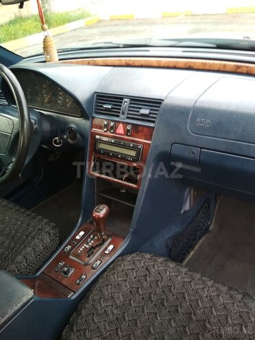 Mercedes C 220 1998, 256,000 km - 2.2 l - İmişli