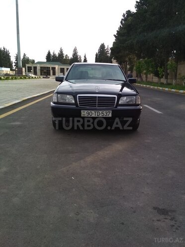 Mercedes C 220 1998, 256,000 km - 2.2 l - İmişli