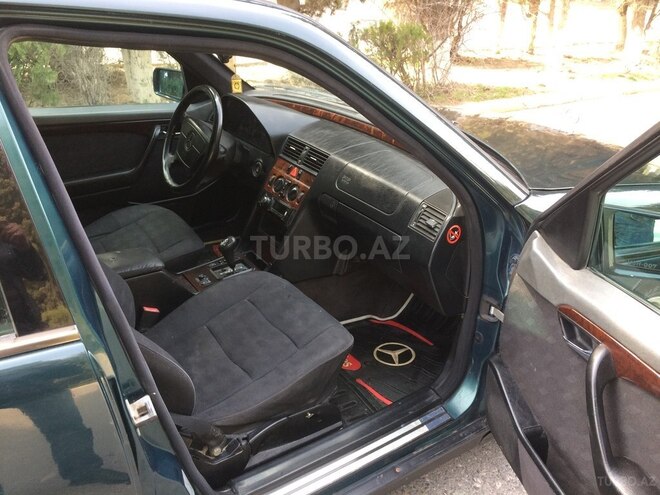 Mercedes C 220 1996, 217,800 km - 2.2 л - Sumqayıt