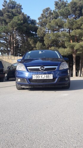 Opel Zafira 2006, 240,000 km - 1.9 л - Sumqayıt
