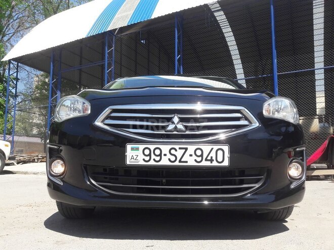 Mitsubishi Attrage 2015, 113,000 km - 1.2 l - Bakı