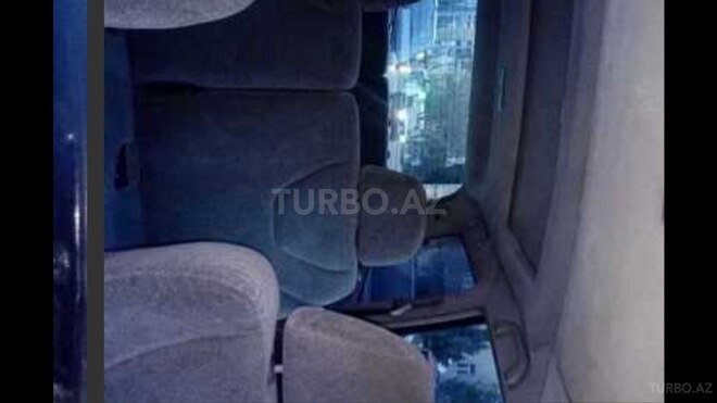 Mitsubishi Chariot 2001, 347,254 km - 2.4 l - Bakı