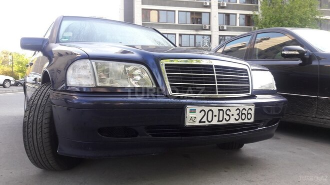 Mercedes C 180 1999, 275,600 km - 1.8 l - Bakı