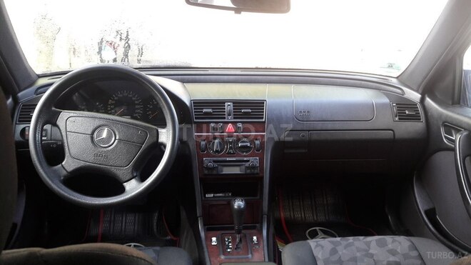 Mercedes C 180 1999, 275,600 km - 1.8 l - Bakı
