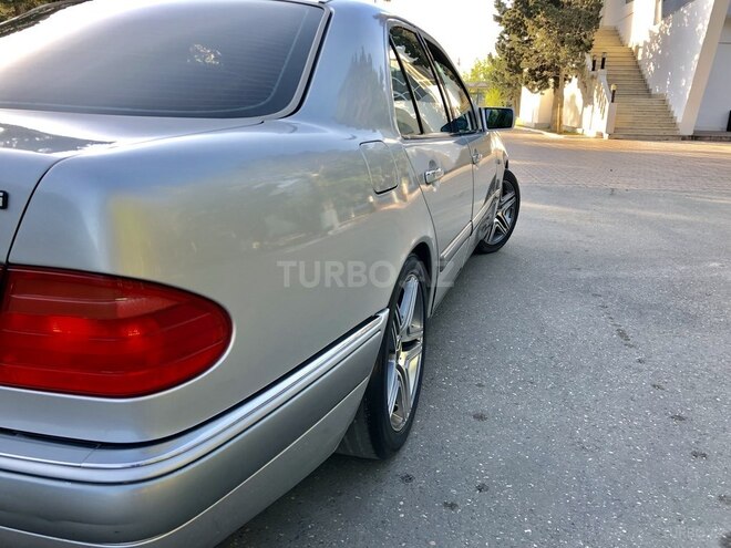 Mercedes E 320 1996, 214,000 km - 3.2 л - Xırdalan