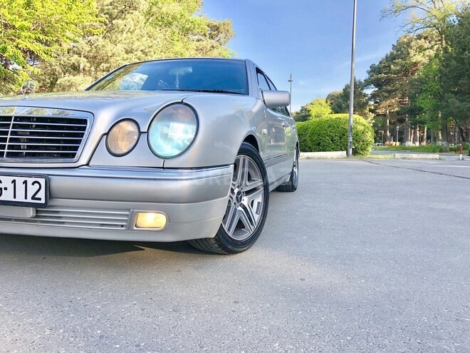 Mercedes E 320 1996, 214,000 km - 3.2 л - Xırdalan