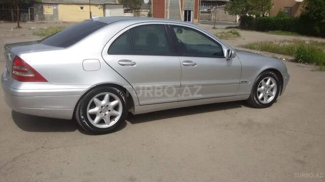 Mercedes C 220 2000, 322,222 km - 2.2 l - Gəncə