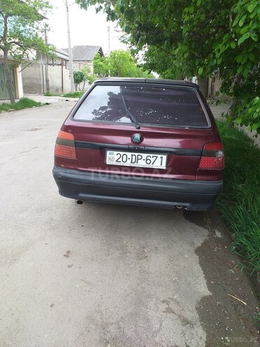 Skoda  1996, 200,000 km - 0.1 л - Gəncə