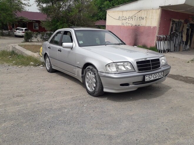 Mercedes C 180 1997, 235,000 km - 1.8 l - Şəmkir