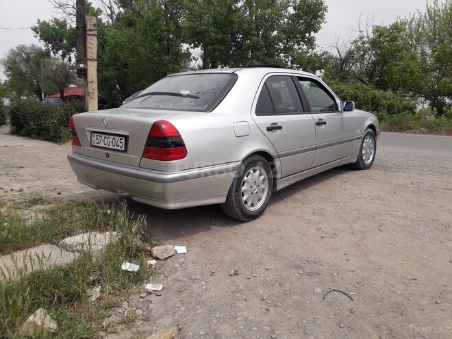 Mercedes C 180 1997, 235,000 km - 1.8 l - Şəmkir
