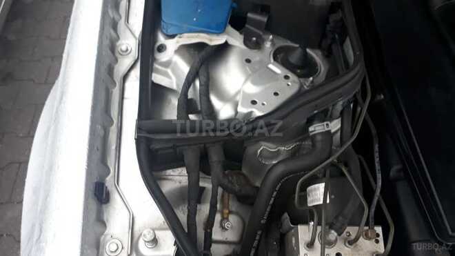Mercedes E 220 2006, 279,800 km - 2.2 l - Bakı