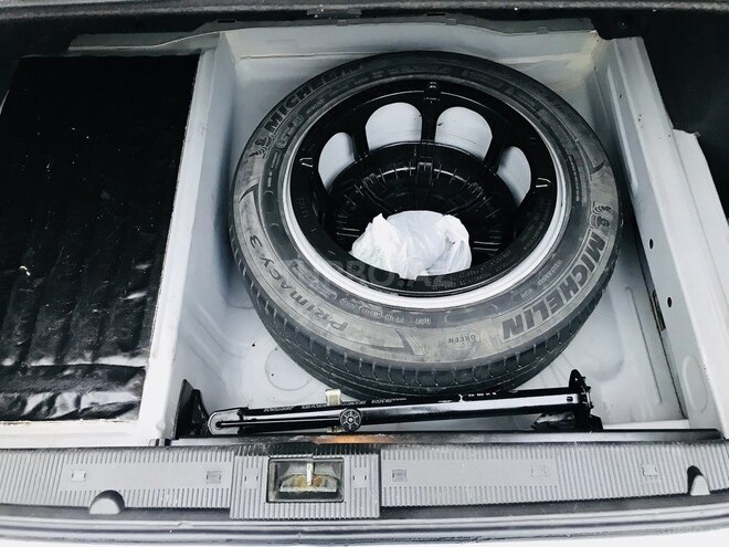 Mercedes E 200 2001, 325,000 km - 2.0 l - Bakı