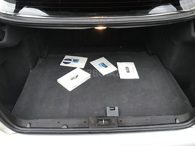 Mercedes E 200 2001, 325,000 km - 2.0 l - Bakı