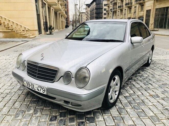 Mercedes E 200 2001, 325,000 km - 2.0 l - Bakı