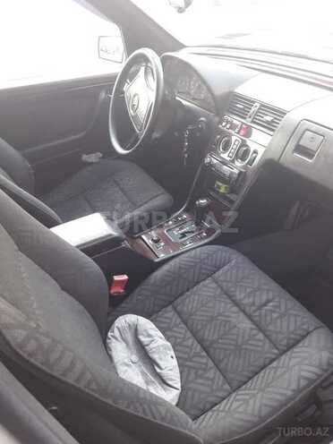 Mercedes C 180 1995, 267,000 km - 1.8 л - Bakı