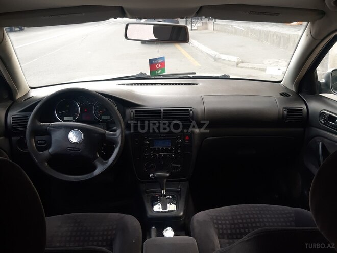 Volkswagen Passat 2002, 254,000 km - 1.8 l - Bakı
