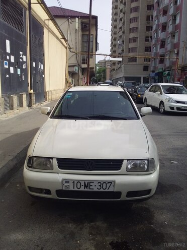 Volkswagen Polo 1997, 269,000 km - 1.6 l - Bakı