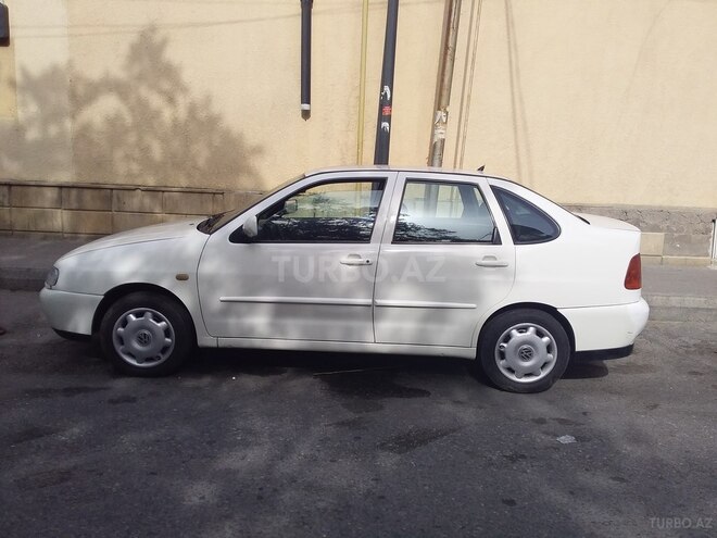 Volkswagen Polo 1997, 269,000 km - 1.6 l - Bakı
