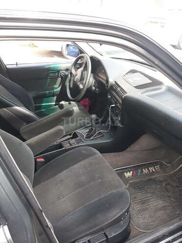 BMW 520 1990, 134,000 km - 2.0 l - Bakı