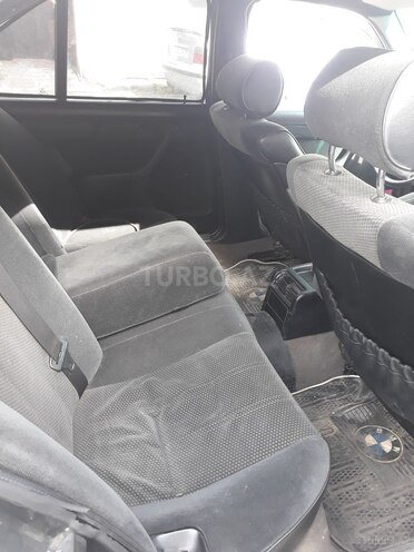 BMW 520 1990, 134,000 km - 2.0 l - Bakı