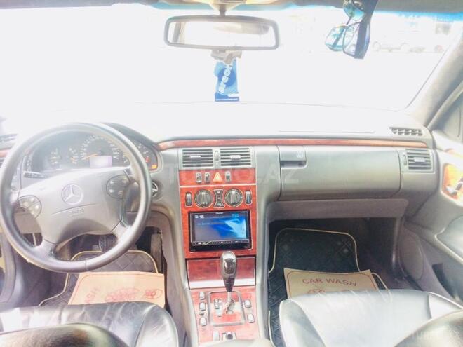 Mercedes E 220 2000, 350,000 km - 2.2 l - Bakı
